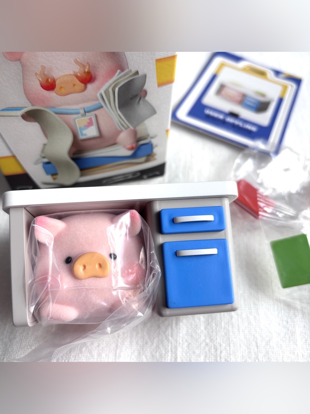 LULU THE PIGGY OFFICE User Offline Blind Box by TOYZERO+